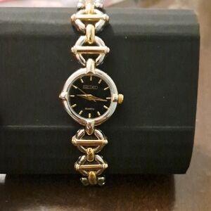 Rare Vintage Seiko Black Dial Watch with Gold and Silver Accents. New Battery